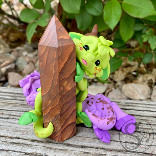 Mischievous Crystal Mini-Dragons